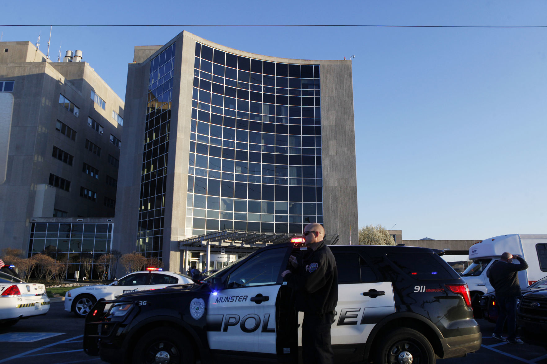 First responders recognize north Lake County health care workers